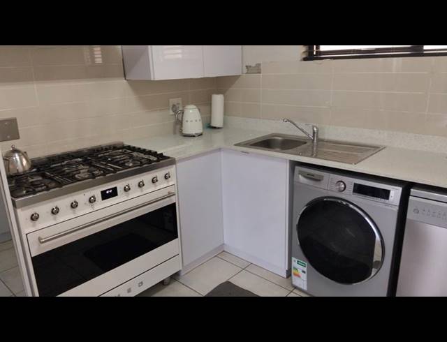 2 BEDROOM PROPERTY TO RENT IN LINBRO PARK